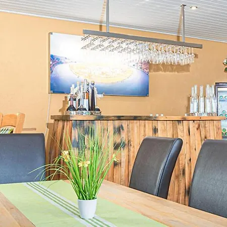 Weingut-destillerie Herbert Zisch * Minheim